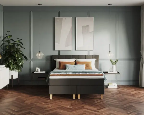 Elegante wandverkleidung innen ideen: ein Schlafzimmer mit Paneelen, einem Bett, Pflanzen und Kunst.