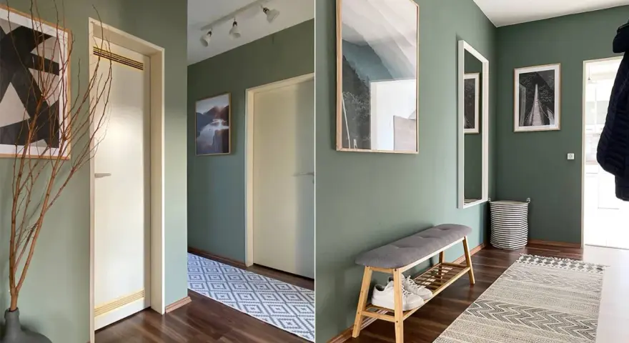 Grüne Wand im Flur mit moderner Kunst und Spiegel. Tolle Flur Wand Ideen für ein stilvolles Zuhause.